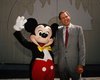 Топ-менеджер Disney продает гигантское имение в Малибу за рекордные 225 миллионов долларов