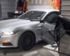 Не закрыл дверь: американец на Ford Mustang попал в странное ДТП (видео)