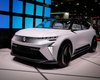 В Париже презентовали новый Renault Scenic: это необычный электрокроссовер с ГБО (фото)