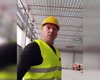 "Путин тебя ждет": поляк напал на украинских коллег на заводе, полиция начала расследование (видео)