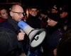 Яценюк и Луценко не могут вылететь в больницу к Тимошенко