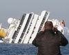 Поднятие Costa Concordia перенесли из-за грозы
