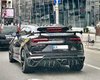 В Україні помітили надпотужний кросовер Lamborghini з яскравим тюнінгом (фото)