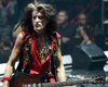 Участника группы Aerosmith госпитализировали во время концерта в Нью-Йорке, - СМИ