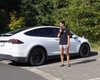 Владелец Tesla Model X превратил свое авто в практичный дом на колесах (видео)