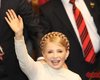Тимошенко призвала Евромайданы в Киеве объединиться без партийных флагов