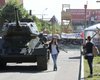  В Луганске к зданию СБУ подогнали танк Т-34