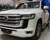 Вигляд позашляховика Toyota Land Cruiser 300 перестав бути секретом