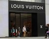 Крупнейший производитель товаров класса люкс Louis Vuitton утратил лидерство