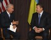 Джо Байден предостерег Януковича от "принятия жестких мер"