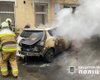 В центре Киева сожгли авто волонтера, который помогал ВСУ, — СМИ