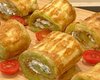 Закуска №1: рецепт соковитих кабачкових рулетів із начинкою