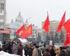 В Житомире сторонники КПУ не дали сжечь возле памятника Ленину чучело "коммунистической гидры"