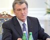 Ющенко просит разбирать завалы аккуратней