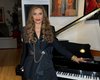 Теща Jay-Z виправдалася за лайк посту про звинувачення її зятя у зґвалтуванні неповнолітньої