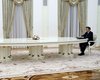 Во время встречи в Москве Макрон "заключил сделку" с Путиным по Украине, — FT