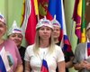 Учителя в России сделали шапочки из фольги для "защиты от спутников НАТО" (видео)