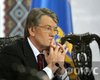 Ющенко: Решения об отмене званий Бандеры и Шухевича приостановлены
