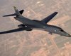 Американський бомбардувальник B-1B розбився під час посадки на авіабазі (відео)