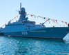 Корабль ЧФ РФ "убегал" от украинских дронов и врезался в танкер, — Defense Express (фото)