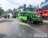 В Харькове столкнулись микроавтобусы: пострадали около десятка человек