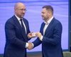 Шмыгаль вручил Монастырскому удостоверение министра (фото)