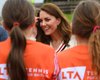 Кейт Миддлтон появилась на теннисном корте в украшении в честь своих детей (фото, видео)