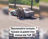 "Спас" водитель на джипе: в Одессе работники ТЦК пытались посадить в машину мужчину (видео)