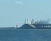 Взрывы в Крыму: Керченский мост окутал дым, а движение по переправе перекрыто (фото)
