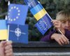 Более 33% украинцев не поддерживают вступление в НАТО - опрос