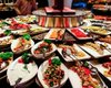 Ресторан "ешь сколько хочешь" вводит плату для жадных посетителей: зачем