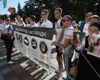 Найти убийцу дочери и "выключить российское". Что требовали активисты у новых депутатов