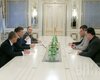 В АП проходит встреча Януковича с лидерами оппозиции