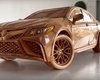 Популярный седан Toyota Camry воссоздали в дереве (видео)
