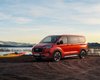 Богатое оснащение и электрическая версия: представлен новый Ford Tourneo Custom (фото)