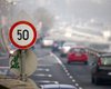 С Нового года автомобили в населенных пунктах смогут разгоняться только до 50 км/ч