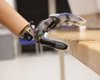 Ученые создали протезы, позволяющие чувствовать прикосновение, температуру и влажность 