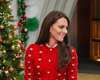 Накануне Рождества: Кейт Миддлтон продемонстрировала яркий кардиган (фото)