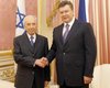 Перес пригласил Януковича в Израиль