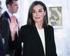 Королева Летиция в стильном наряде посетила ярмарку современного искусства (фото)