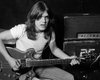 Умер один из основателей AC/DC Малькольм Янг