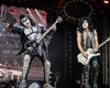Потерял сознание за рулем: фронтмен группы Kiss попал в ДТП