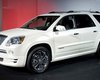 General Motors представил внедорожник GMC Acadia Denali
