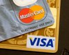 VISA и MasterCard перестали обслуживать клиентов банка "Россия"