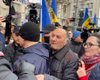 В Молдове сторонники пророссийских партий на протесте разорвали изображение Санду (видео)
