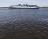 В России при столкновении баржи с теплоходом погибли четыре человека. Водитель теплохода был пьян