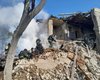 Удар КАБами по Константиновке: из-под завалов достали тела женщины и ребенка (фото, видео)