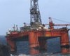 Шторм в Шотландии выбросил на берег нефтяную платформу весом в 17 тыс. тонн