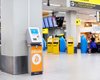 Обменять евро на биткоины без комиссии можно в аэропорту Амстердама