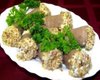 Закусочные рулеты из языка с орехами: рецепт невероятно вкусного блюда